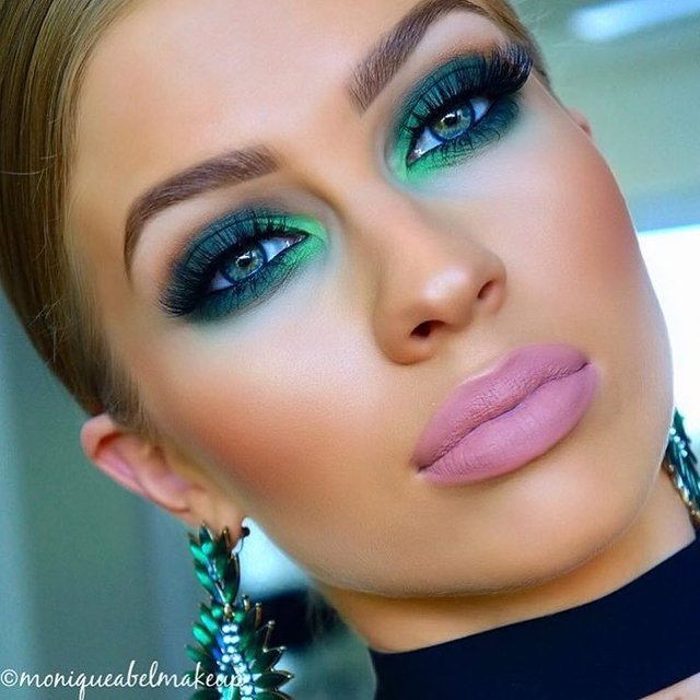 makeup for blue green eyes