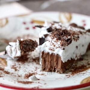 chocolate-pudding-pie-with-coconut-cream-300x300