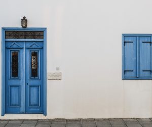 Top 4 Signs It’s Time to Replace Your Door